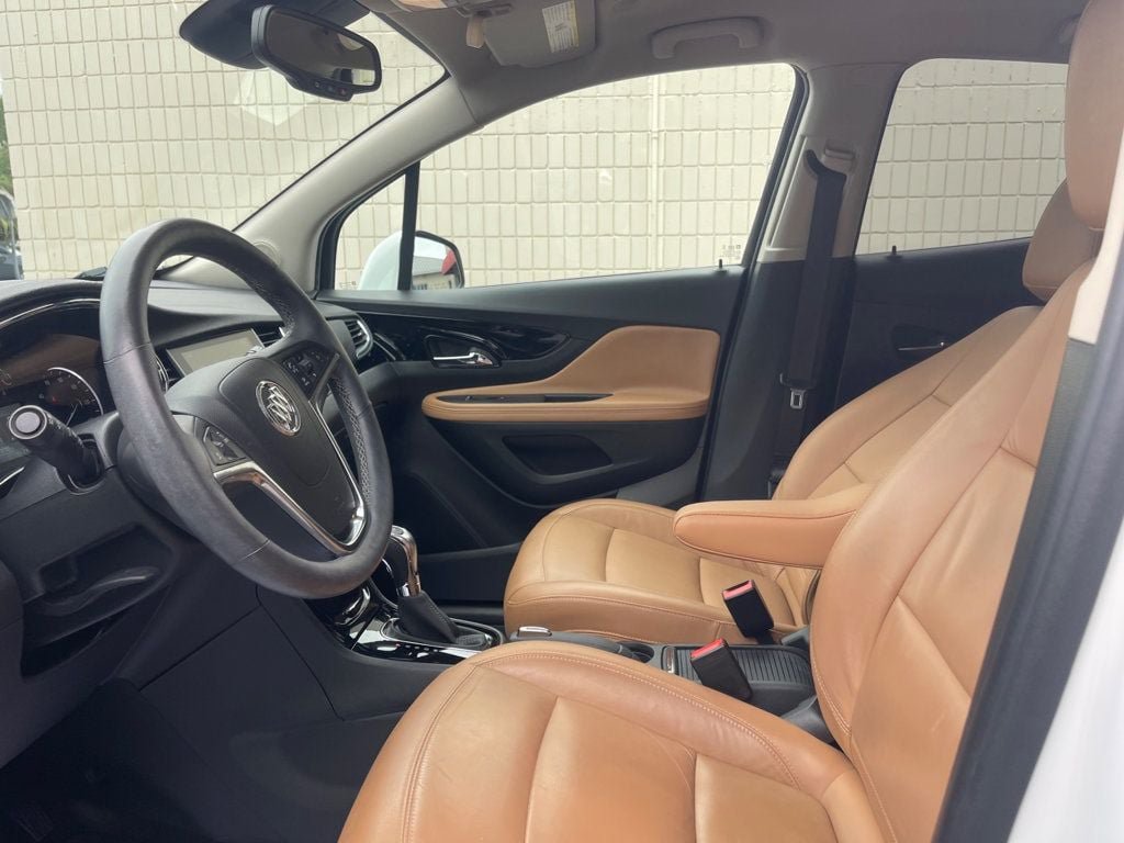Used 2018 Buick Encore Essence FWD image 10