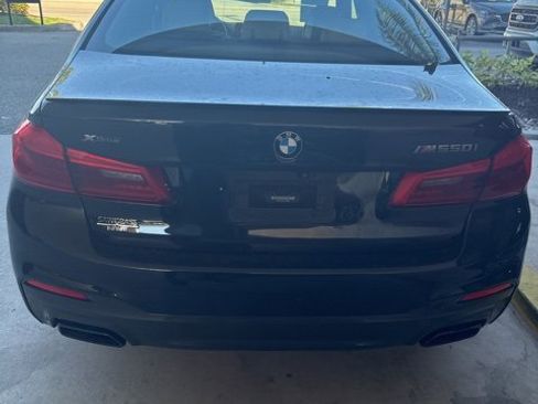 Used 2020 BMW M550i xDrive w/ Executive Package image 10