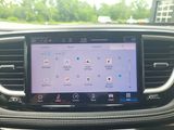 Used 2022 Chrysler Pacifica Touring-L image 6