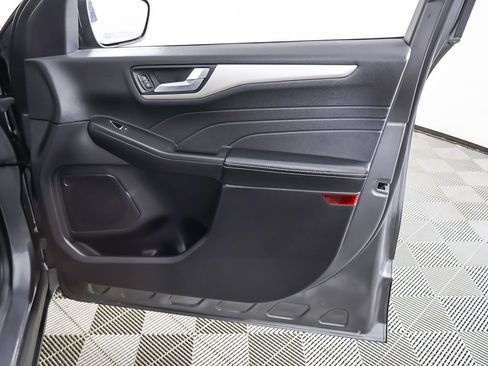 Used 2022 Ford Escape SEL image 21