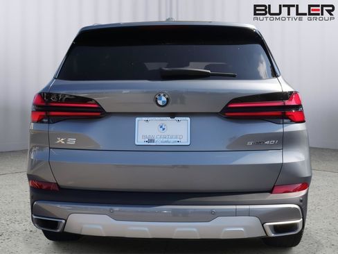 Used 2024 BMW X5 sDrive40i w/ Premium Package RWD image 5