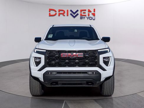 New 2025 GMC Canyon Elevation w/ Convenience Package image 8