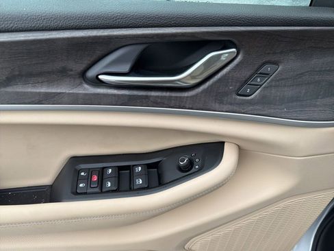New 2025 Jeep Grand Cherokee L Limited AWD/4WD image 11