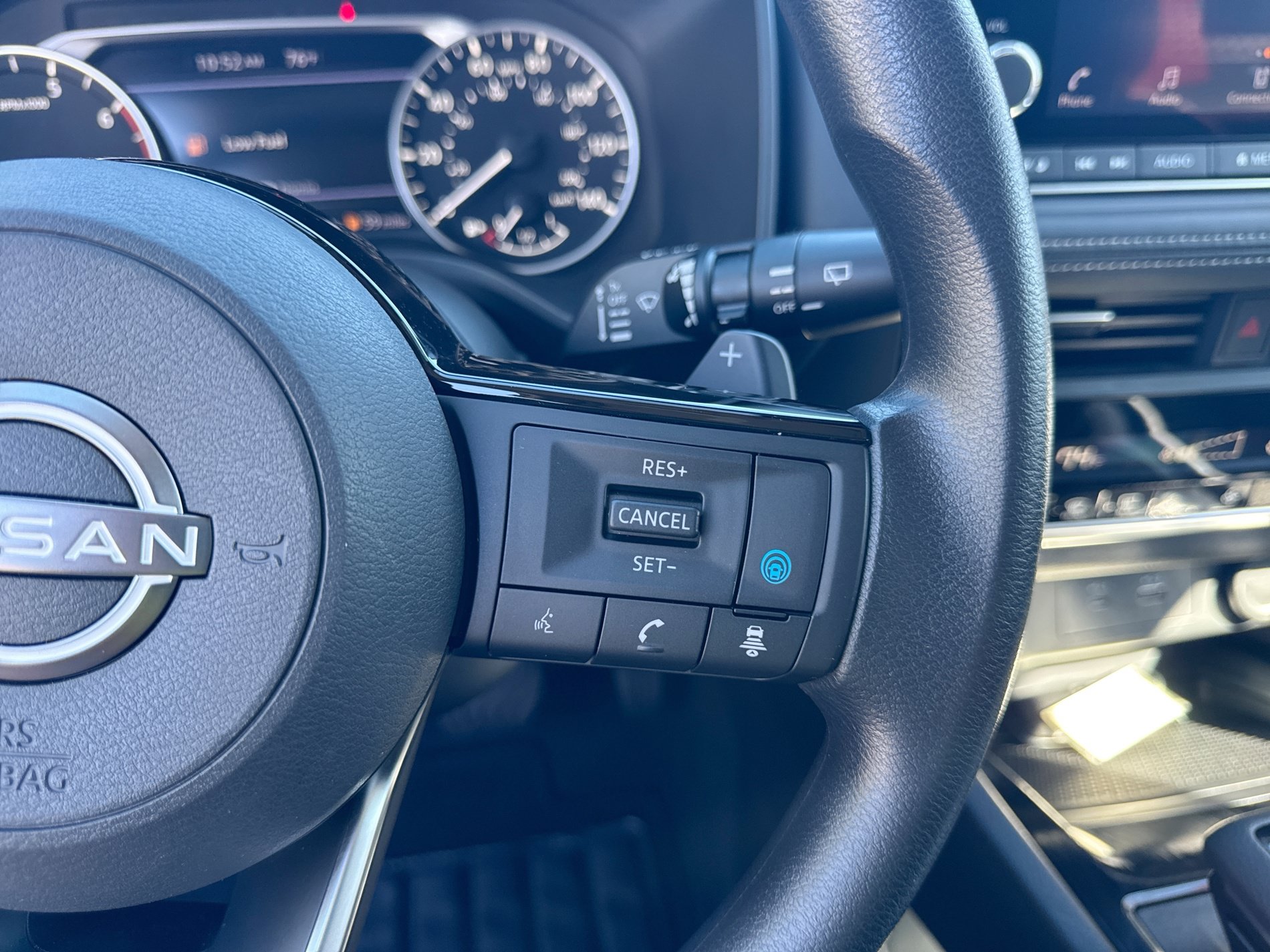 Certified 2023 Nissan Rogue SV FWD image 24