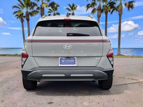 Certified 2025 Hyundai Kona Limited FWD image 7