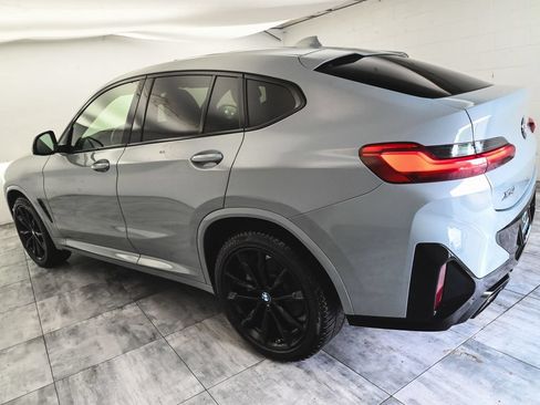 Used 2024 BMW X4 xDrive30i w/ Premium Package AWD/4WD image 4