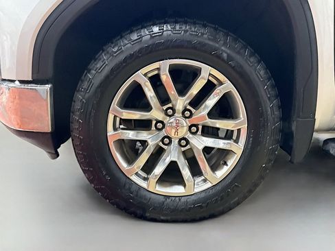 Used 2021 GMC Sierra 1500 SLT w/ SLT Premium Package image 29