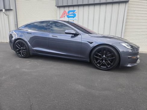 Used 2022 Tesla Model S Plaid AWD/4WD image 10