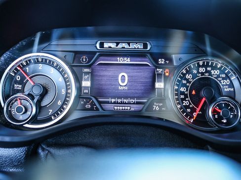 Used 2021 RAM 1500 Big Horn image 4