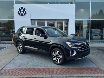 Certified 2025 Volkswagen Atlas SE