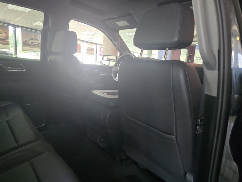 Used 2025 GMC Sierra 1500 SLT AWD/4WD image 20