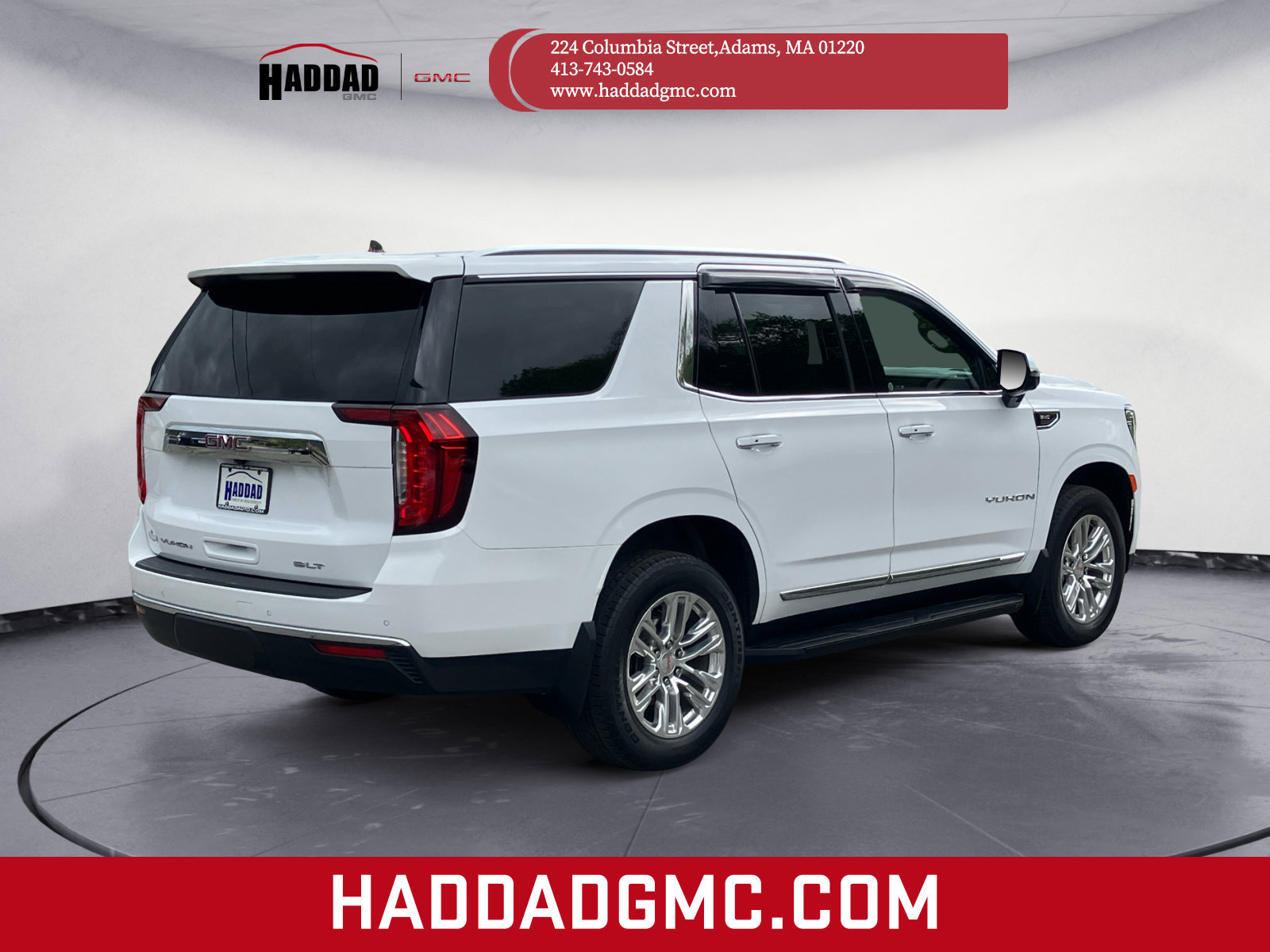 Certified 2022 GMC Yukon SLT w/ SLT Luxury Package AWD/4WD image 4