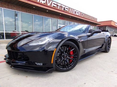 Used 2016 Chevrolet Corvette Z06 w/ 3LZ Preferred Equipment Group RWD image 1