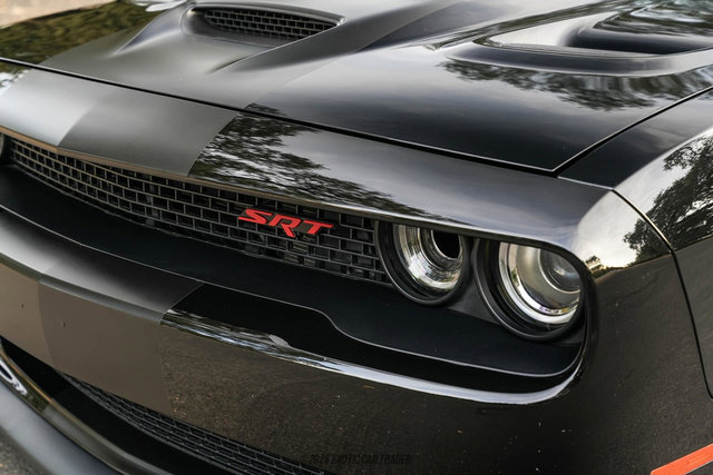 Used 2016 Dodge Challenger SRT Hellcat RWD image 70
