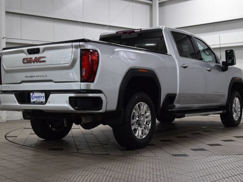 Used 2023 GMC Sierra 2500 Denali AWD/4WD image 8