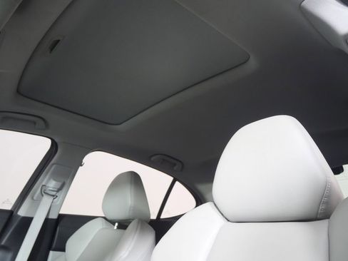 Used 2019 Acura TLX FWD image 11