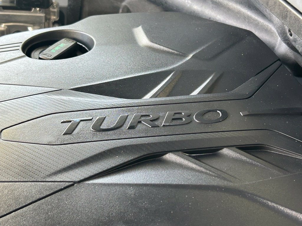 Used 2025 Genesis GV70 2.5T AWD/4WD image 13
