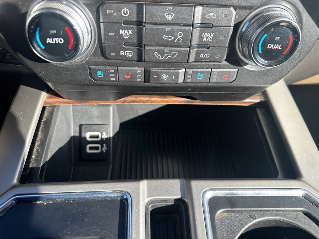 Used 2018 Ford F150 Lariat w/ Equipment Group 502A Luxury AWD/4WD image 13