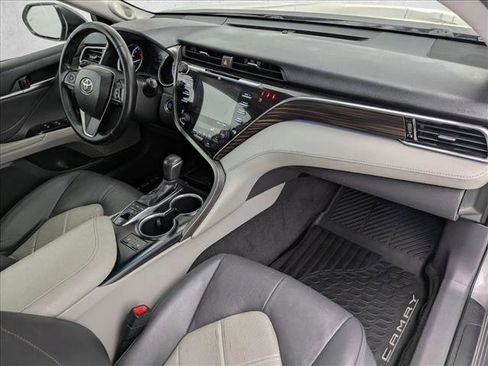 Used 2018 Toyota Camry XLE w/ Audio Package image 20