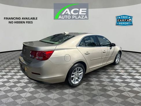 Used 2015 Chevrolet Malibu LT w/ Power Convenience Package image 5