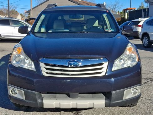 Used 2012 Subaru Outback 3.6R Limited w/ Moonroof Pkg image 2