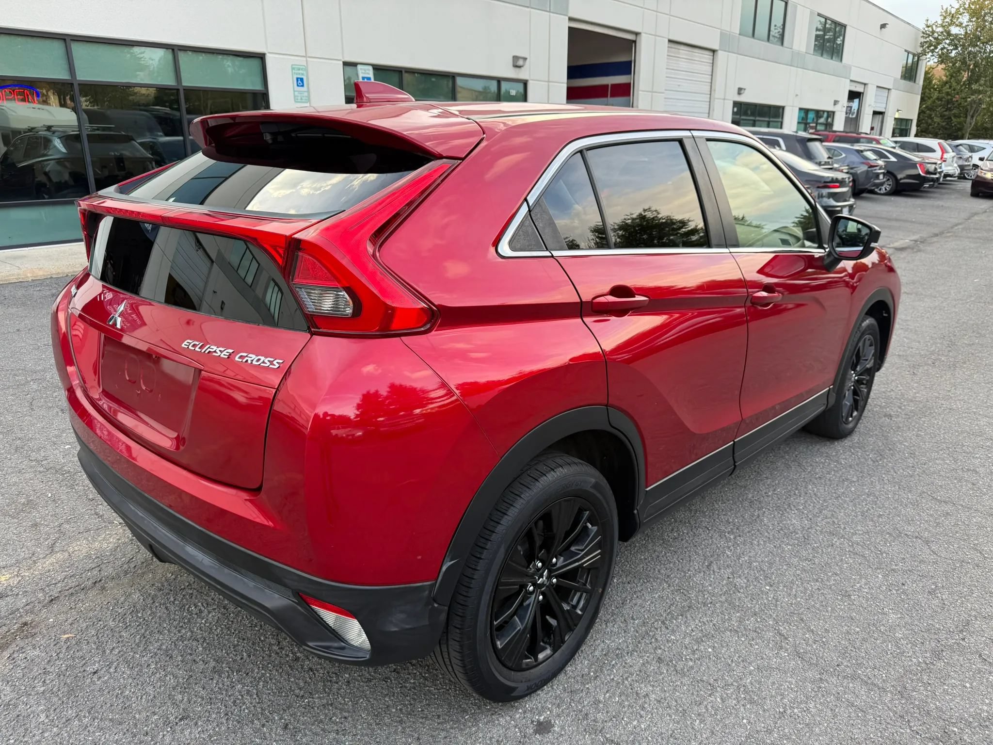 Used 2019 Mitsubishi Eclipse Cross LE AWD/4WD image 4