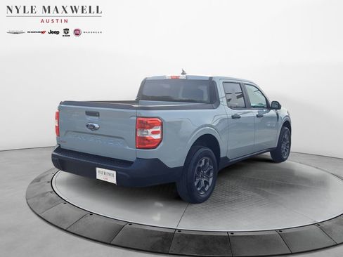 Used 2022 Ford Maverick XLT image 14