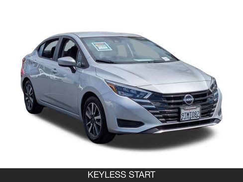 Used 2025 Nissan Versa SV FWD image 2