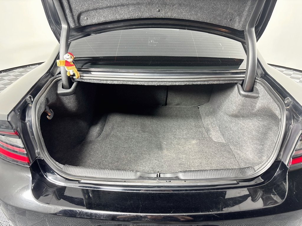 Used 2022 Dodge Charger GT RWD image 24