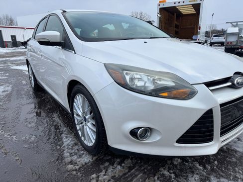 Used 2014 Ford Focus Titanium image 12