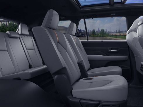 New 2026 Toyota Grand Highlander AWD Hybrid image 21
