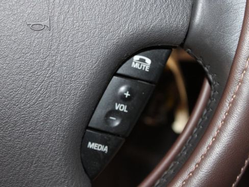 Used 2002 Ford Thunderbird RWD image 22