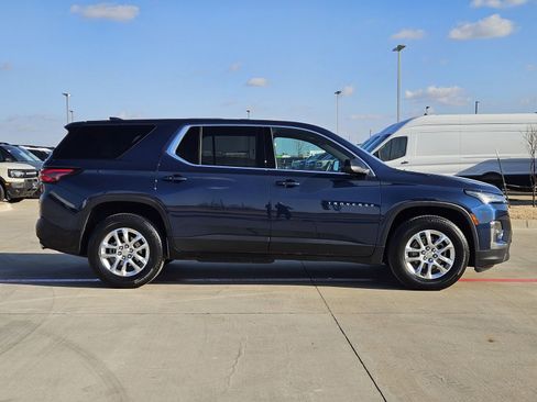 Certified 2023 Chevrolet Traverse LS image 9