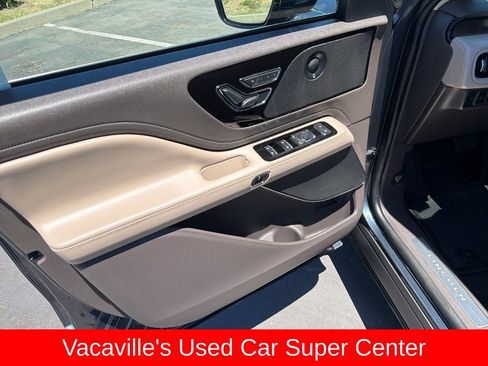Used 2022 Lincoln Aviator Reserve RWD image 10