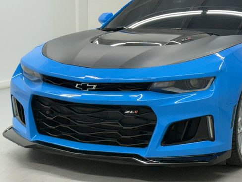 Used 2022 Chevrolet Camaro ZL1 image 38