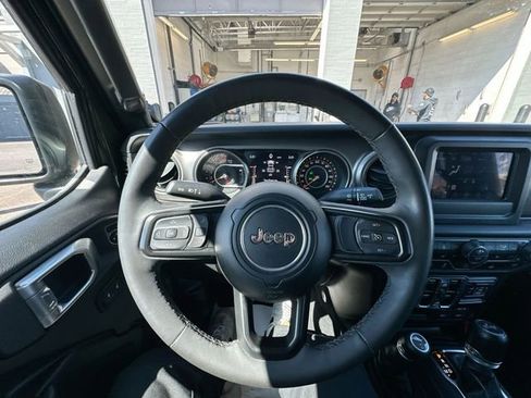 Used 2023 Jeep Wrangler Unlimited Sport AWD/4WD image 16