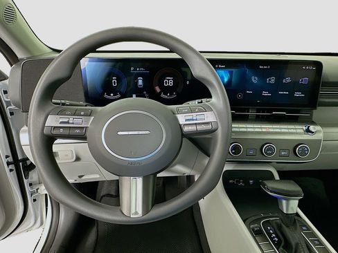 New 2026 Hyundai Kona SE image 10