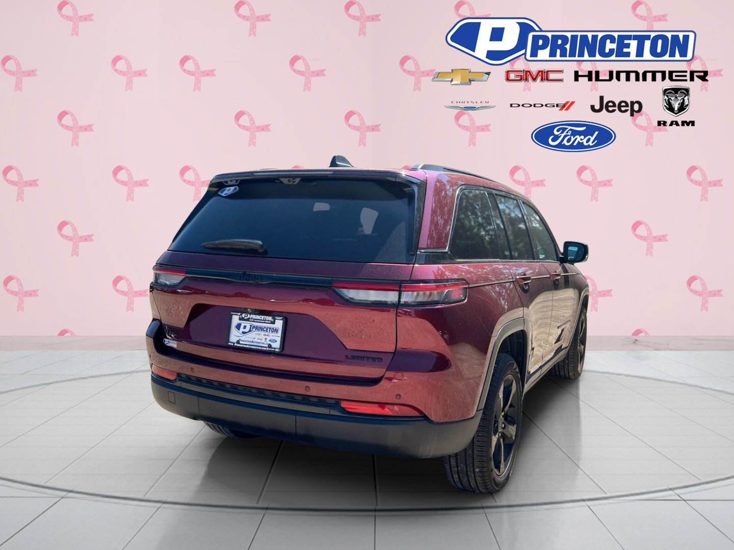 Certified 2025 Jeep Grand Cherokee Limited w/ Luxury Tech Group II AWD/4WD image 7