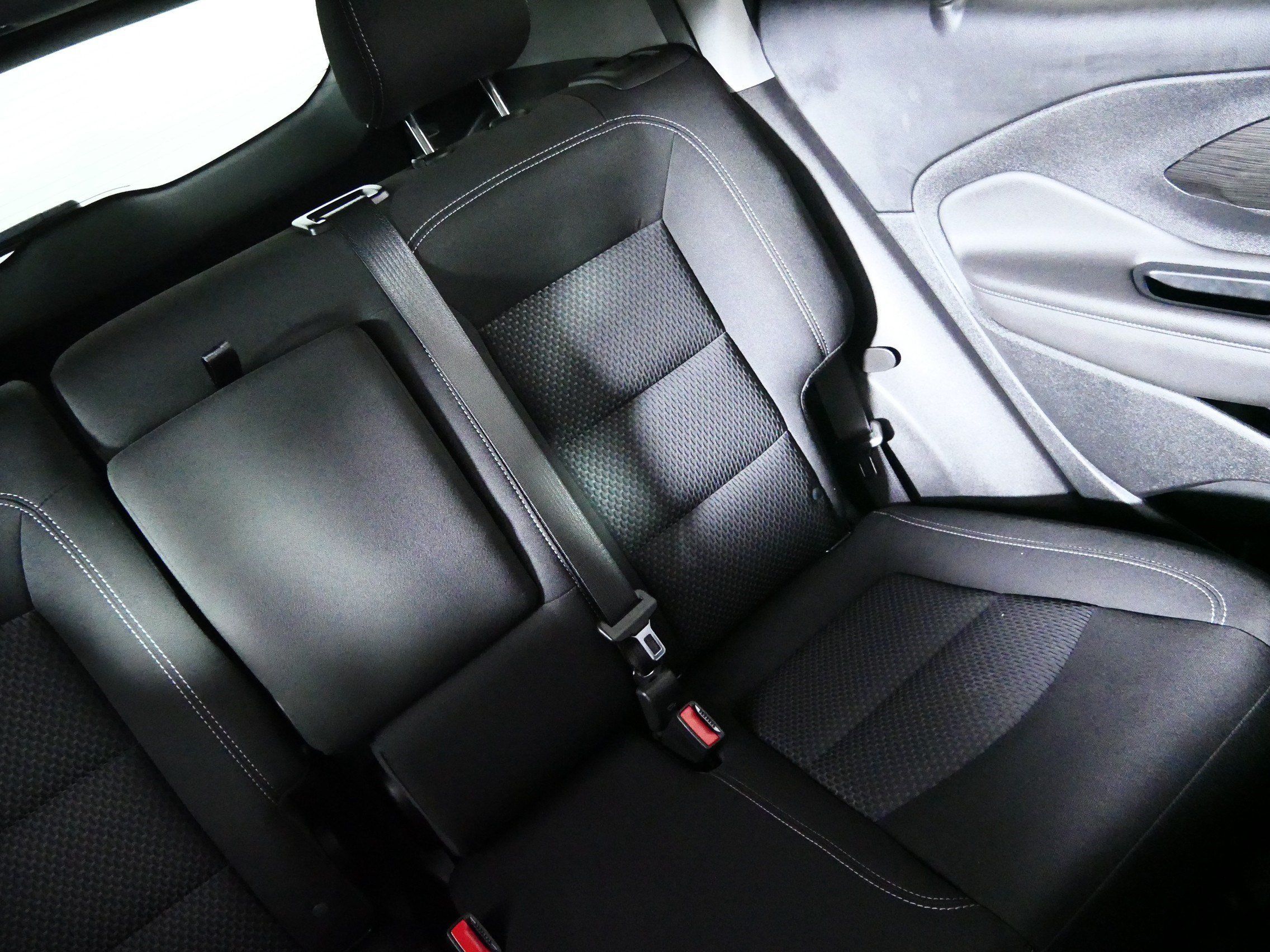 Used 2023 GMC Terrain SLE w/ Driver Convenience Package AWD/4WD image 14
