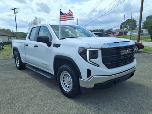 Used 2023 GMC Sierra 1500 Pro w/ Fleet Convenience Package AWD/4WD image 1
