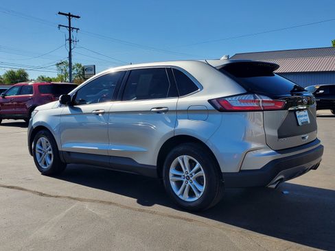 Used 2020 Ford Edge SEL w/ Convenience Package FWD image 3
