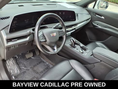 Certified 2024 Cadillac XT4 Premium Luxury AWD/4WD image 18