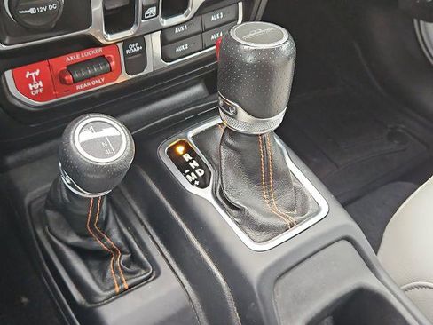 Used 2023 Jeep Gladiator Mojave w/ LED Lighting Group image 15