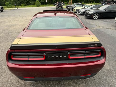 Used 2021 Dodge Challenger R/T Scat Pack RWD image 12