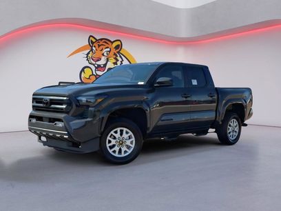 New 2025 Toyota Tacoma SR5