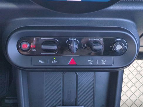 Used 2025 MINI Cooper S image 26