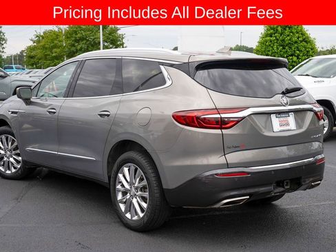 Used 2019 Buick Enclave Premium w/ Experience Buick Package FWD image 3