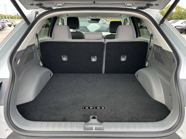 Used 2024 Hyundai Ioniq 5 SEL AWD/4WD image 12