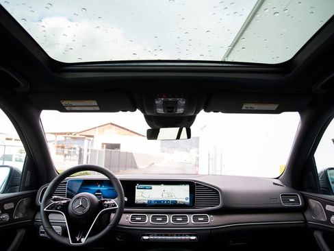 New 2026 Mercedes-Benz GLE 450 4MATIC image 16