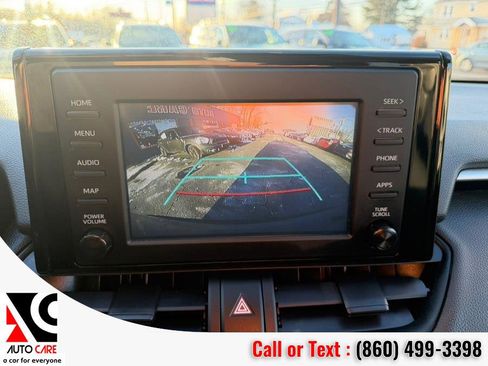 Used 2019 Toyota RAV4 LE image 22